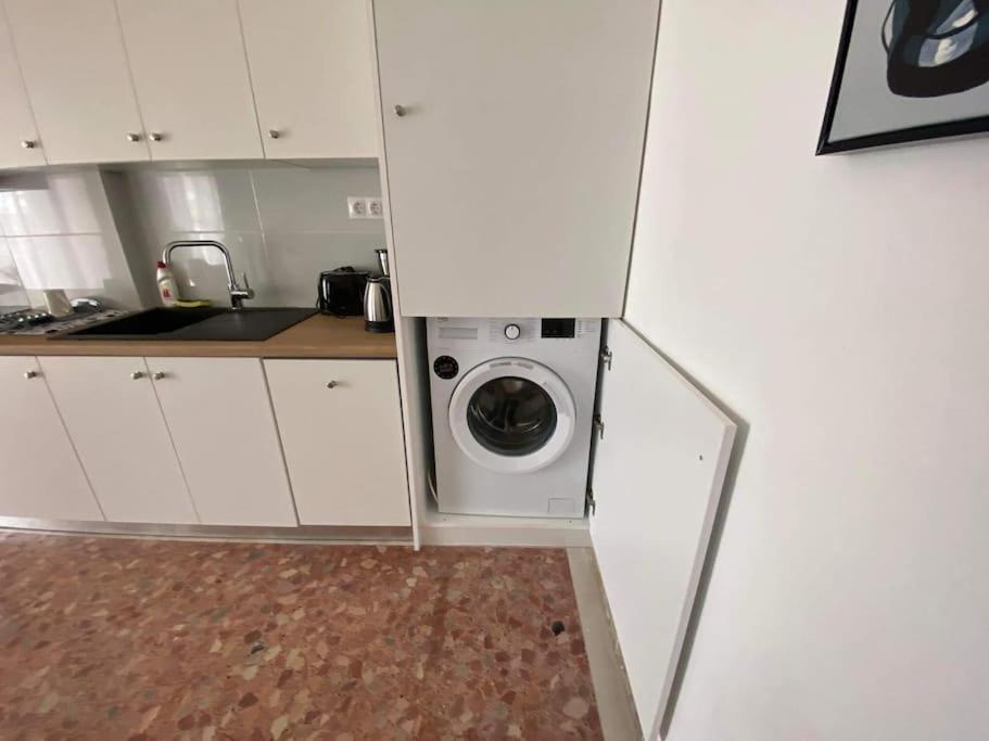 New! Flower Patio House 2 Bdr - Bbq - Wash Machine Lávrion Esterno foto